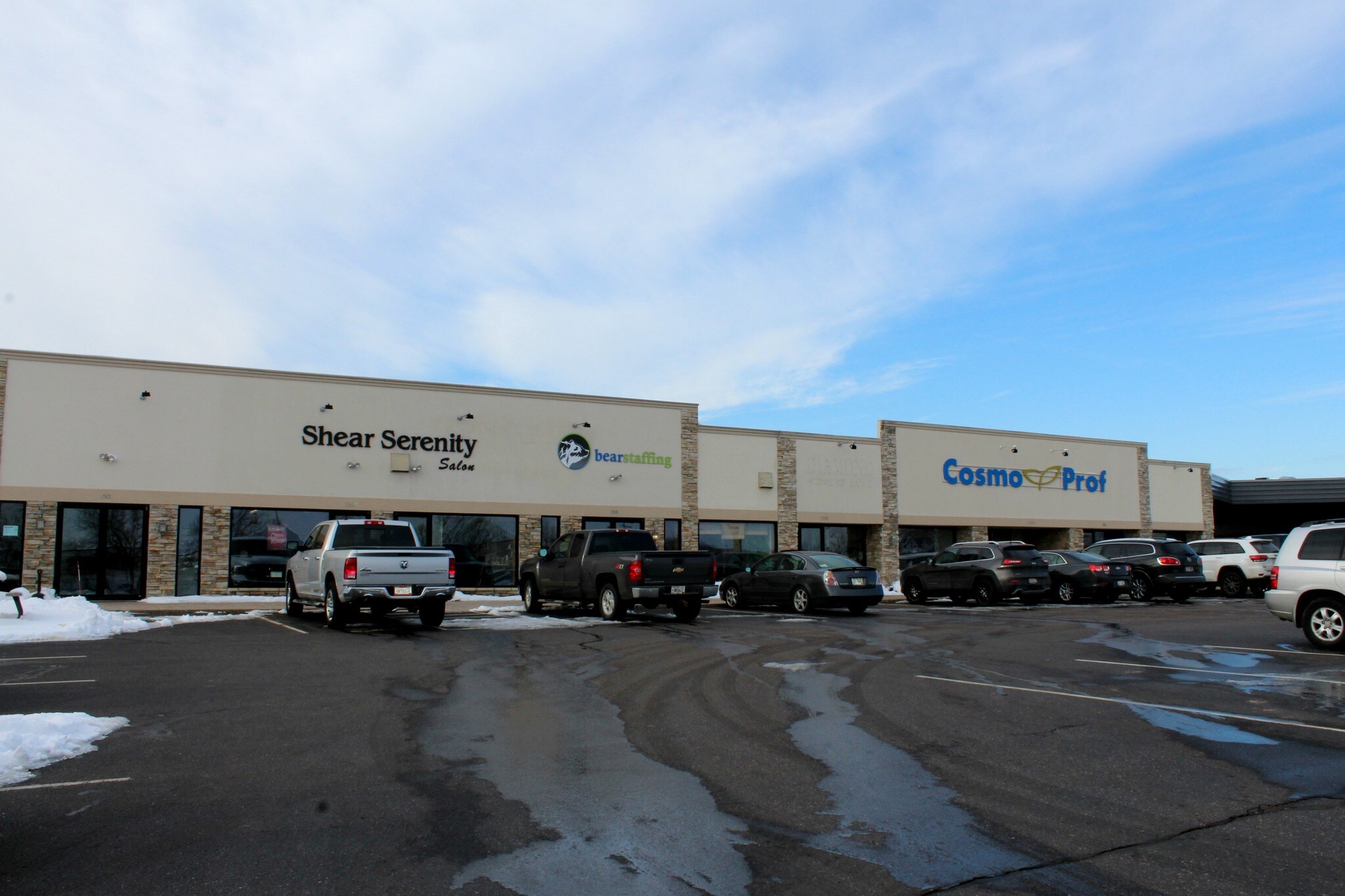 2734 Mall Dr Eau Claire, WI 54701 Retail Property for Sale on