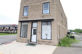 Blanchester, OH Storefront Retail/Residential - 139 S Broadway St Blanchester, OH Storefront Retail/Residential - 139 S Broadway St