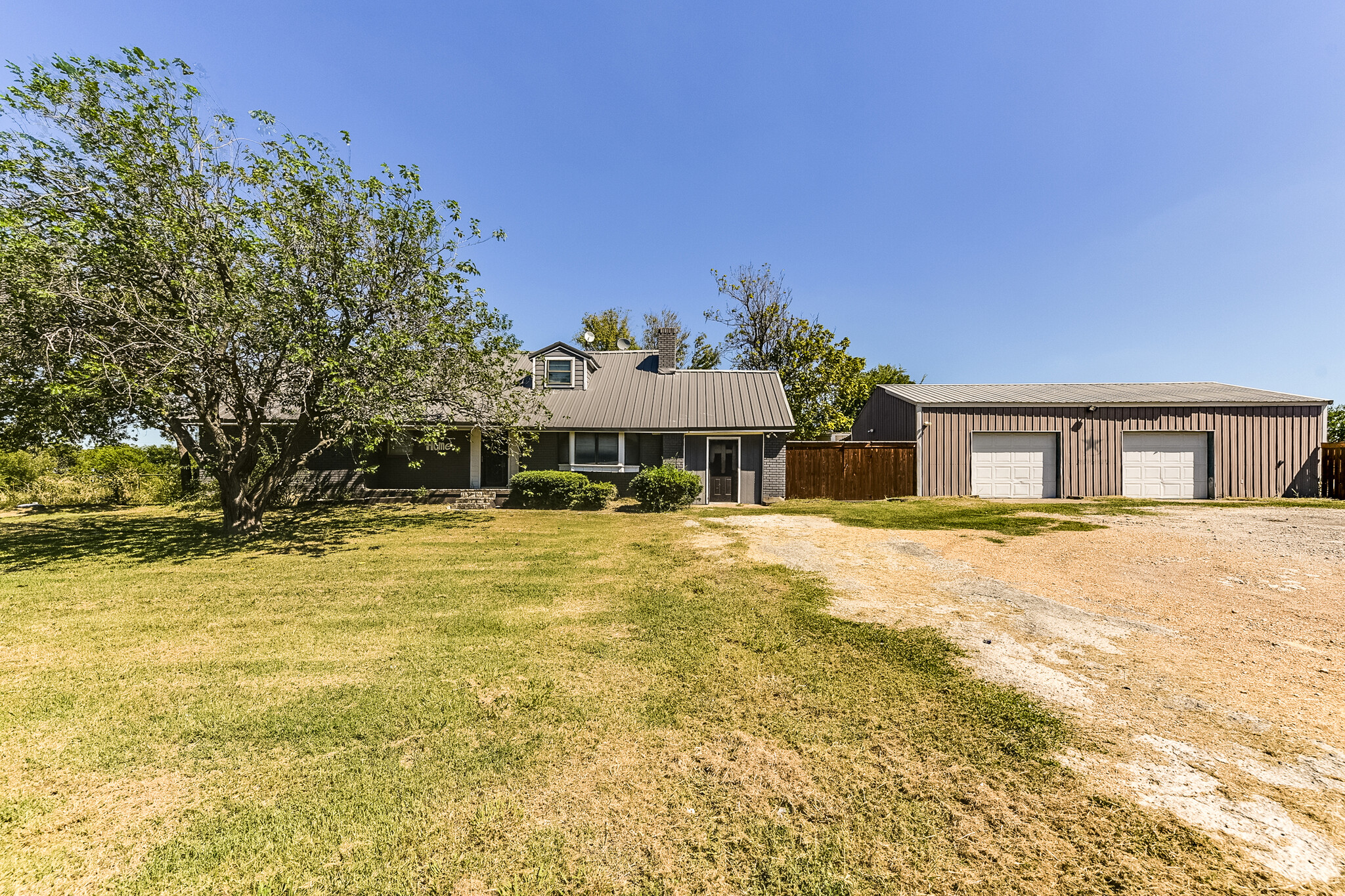 1830 Miller Rd, Midlothian, TX for Sale