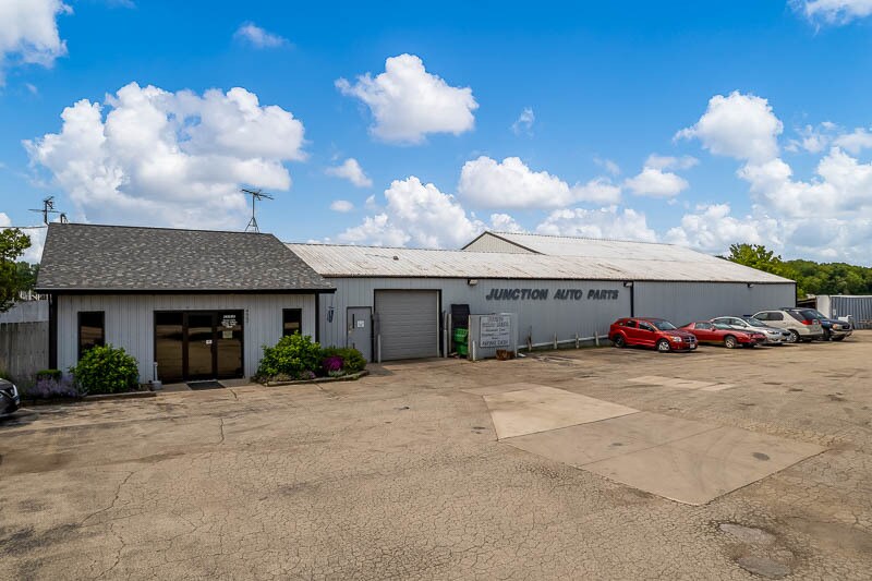 4557 Il Route 173, Caledonia, IL for Sale