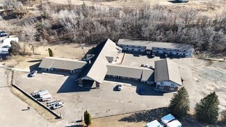 Saint Croix Falls, WI Hospitality - 726 S Highway 35