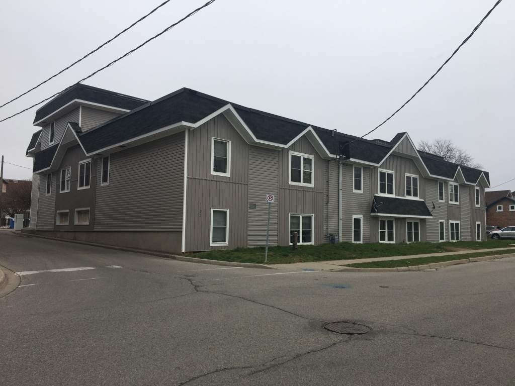 1123 Queenston Rd, Cambridge, ON for Sale