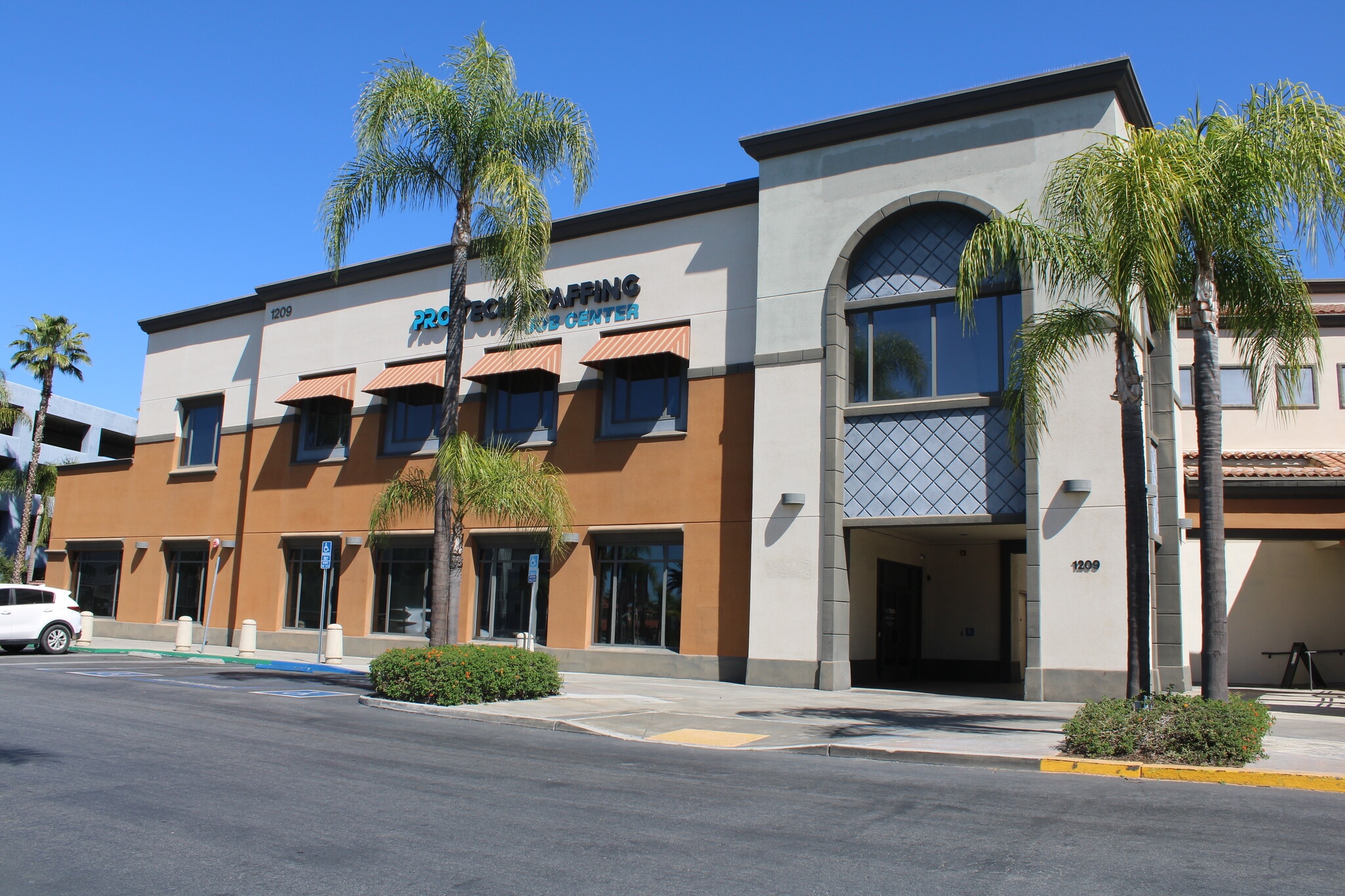 1209 University Ave, Riverside, CA for Rent