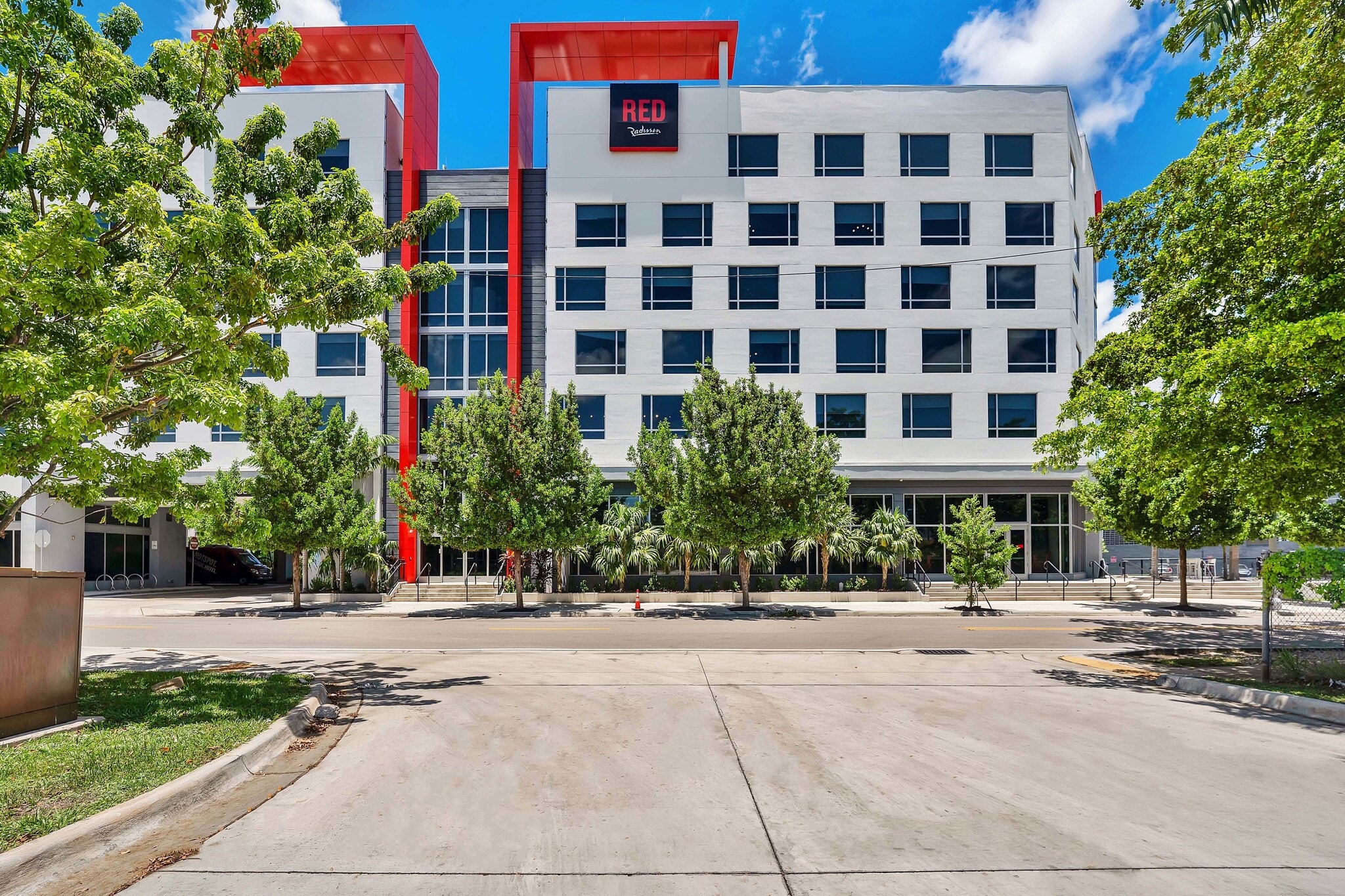 3401 NW 25th St, Miami, FL for Rent