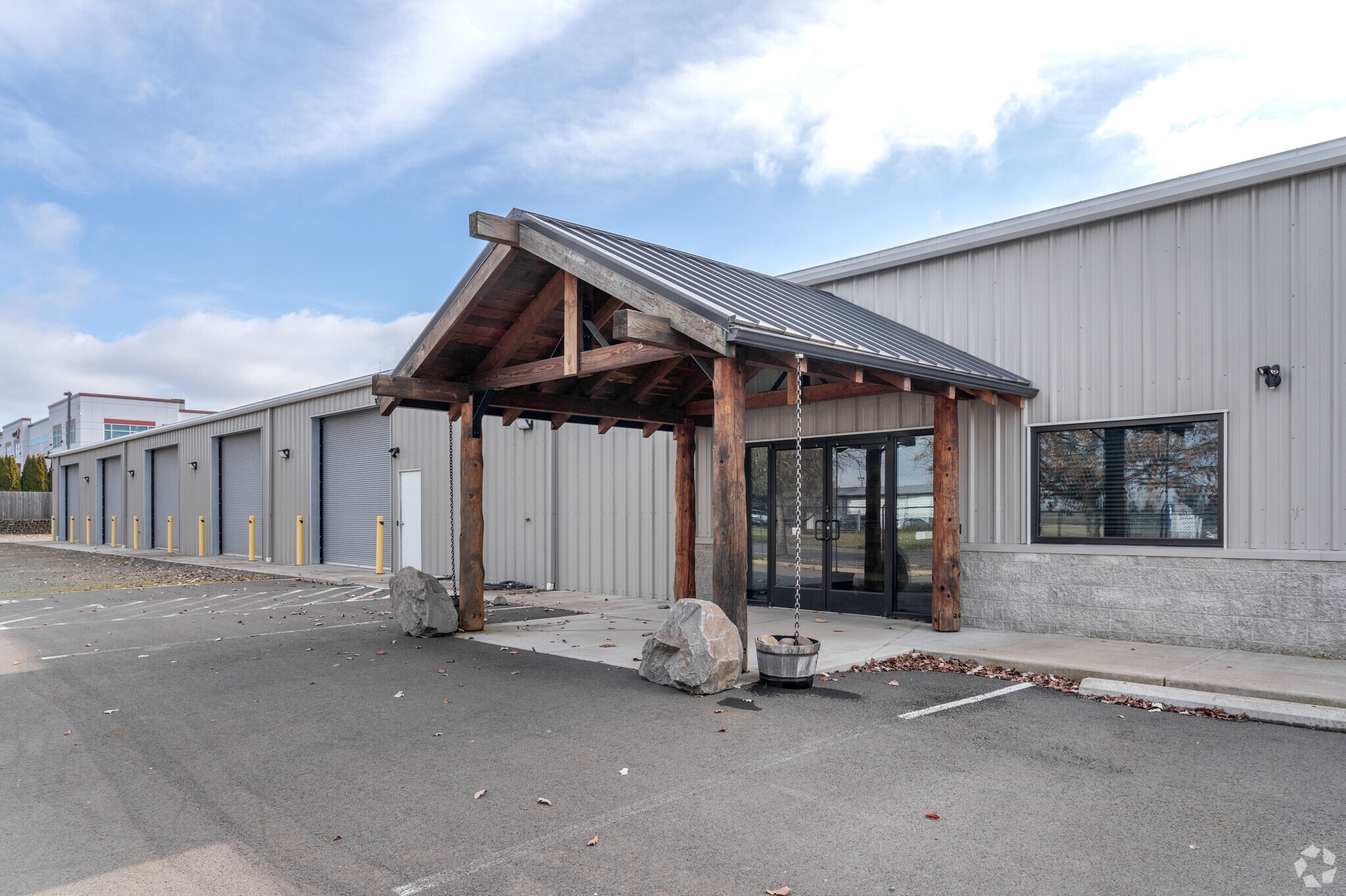 3124 Blossom Dr NE, Salem, OR for Rent
