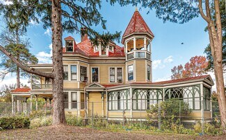 Haddonfield, NJ Specialty - 401 Kings Hwy E