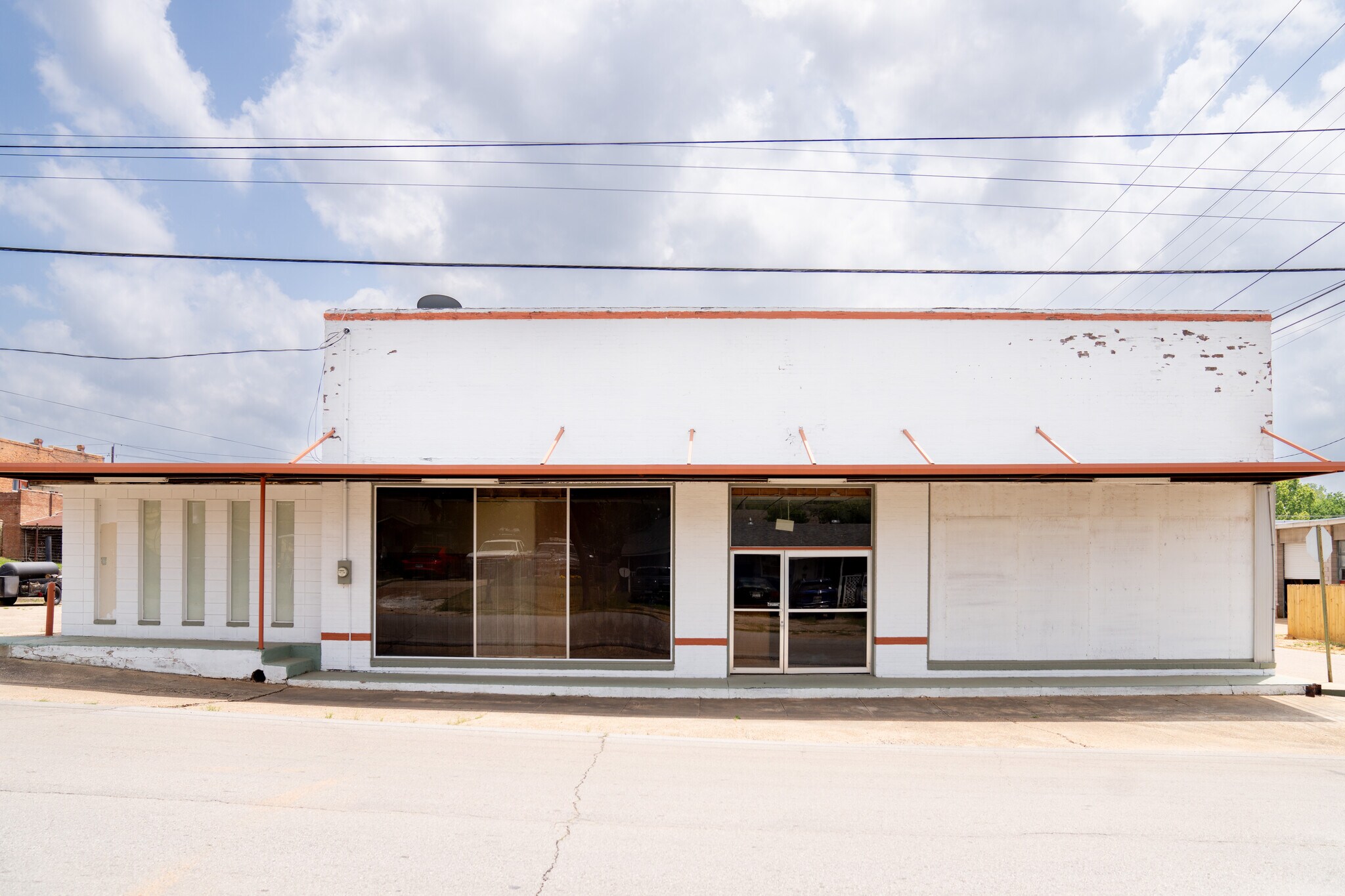 201 E Houston Ave, Crockett, TX for Sale