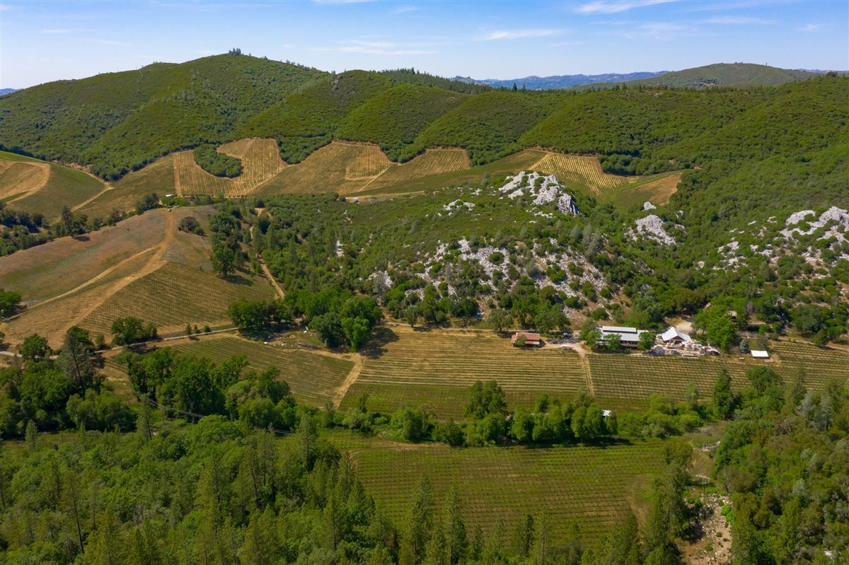 2690 San Domingo Rd, Murphys, CA for Sale