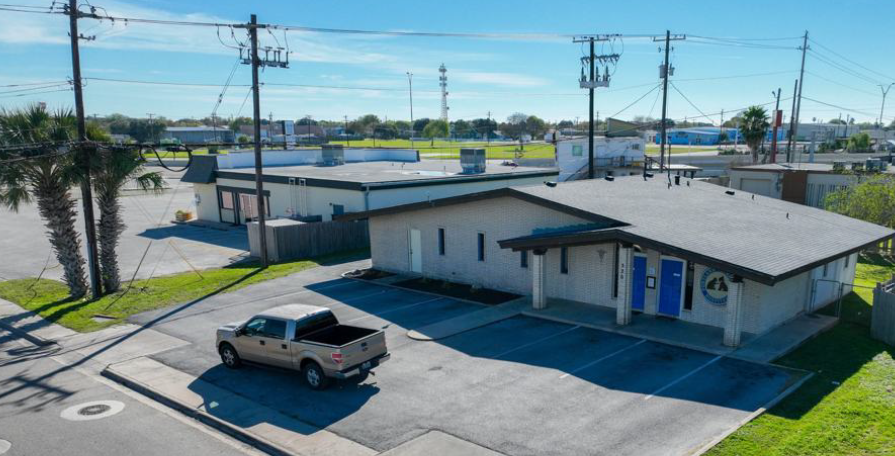 520 W Broadway Ave, Portland, TX for Sale