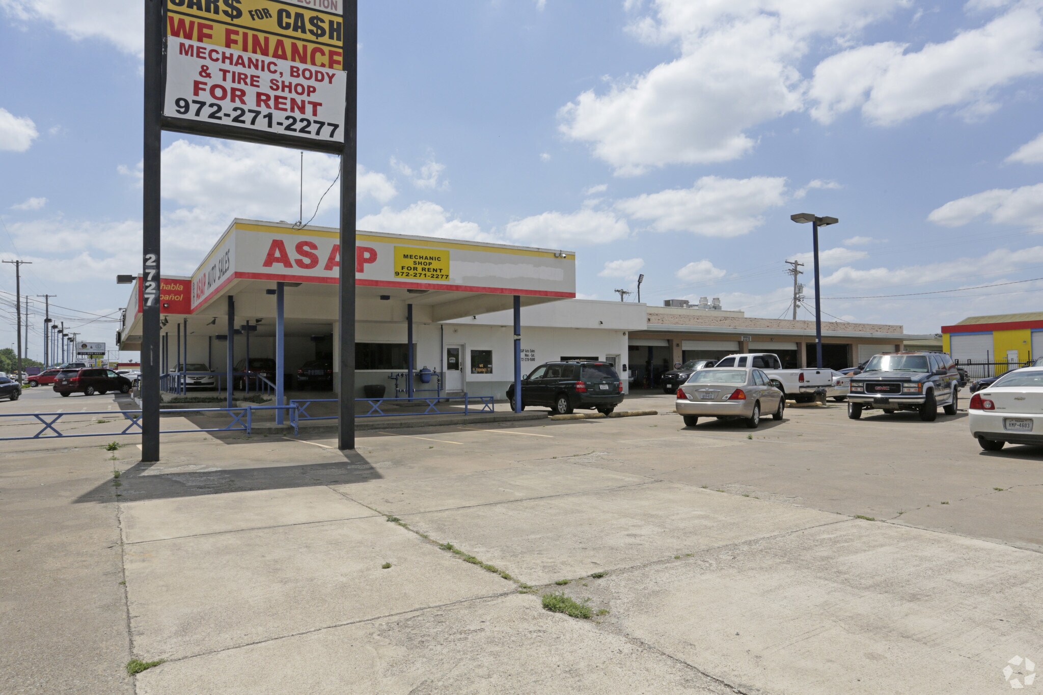 2727 S Garland Ave, Garland, TX for Rent