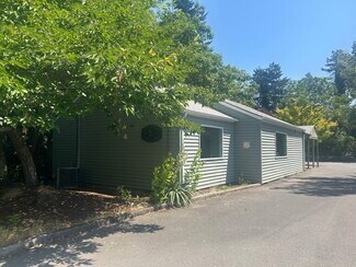 Salem, OR undefined - 2596 12th Pl SE