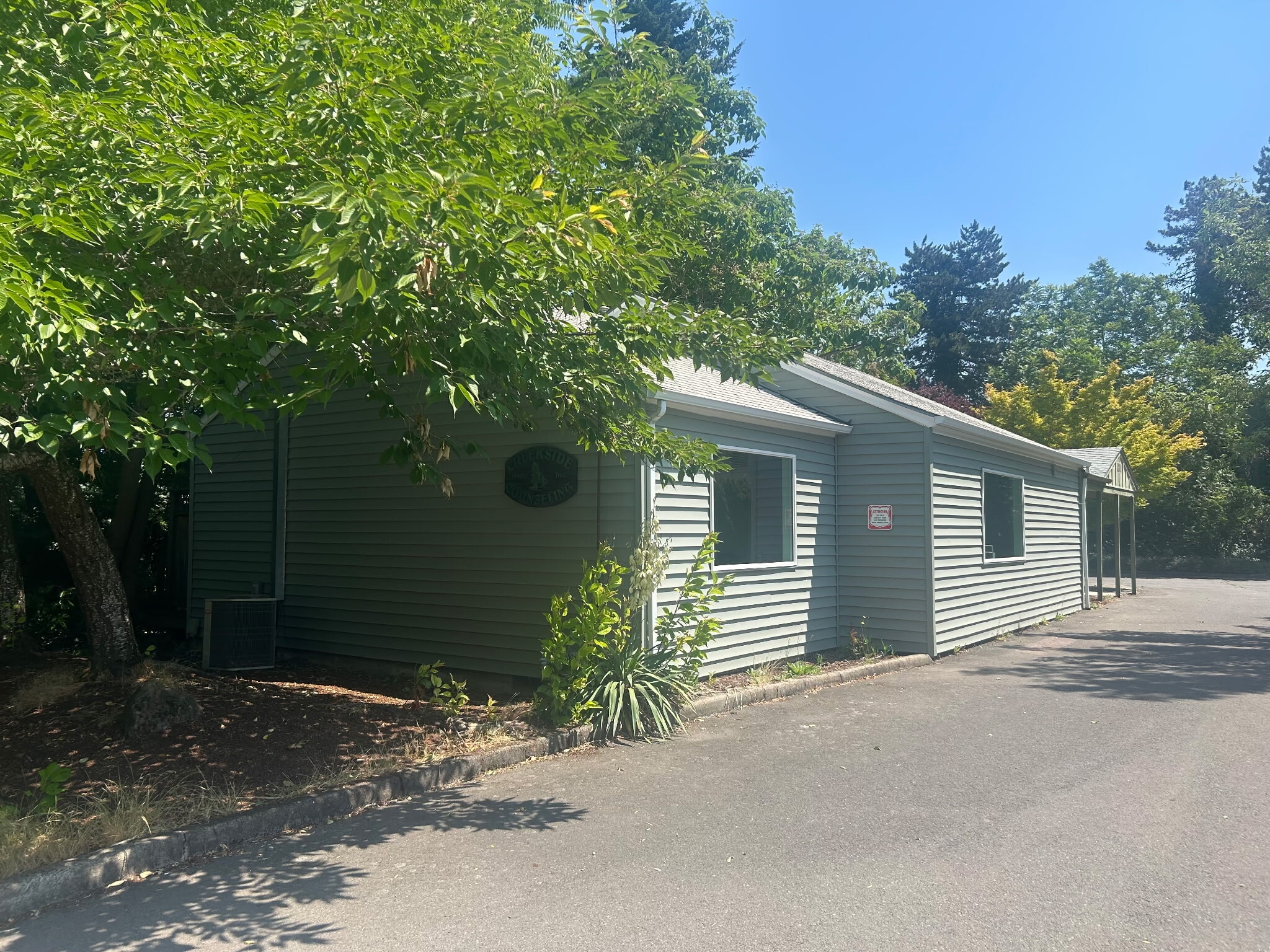 2596 12th Pl SE, Salem, OR for Sale