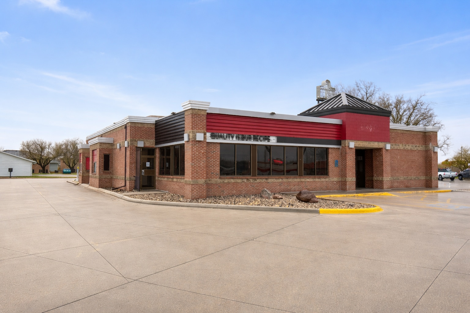 1302 N 24th St, Clear Lake, IA for Rent