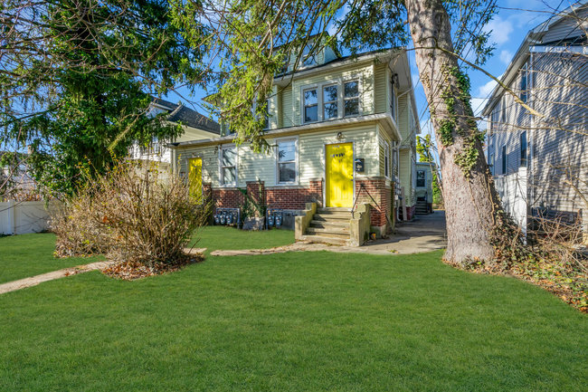 1657 Pennington Rd, Ewing, NJ for Sale