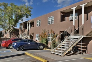 Santa Fe, NM Apartments - 3226 Rufina St
