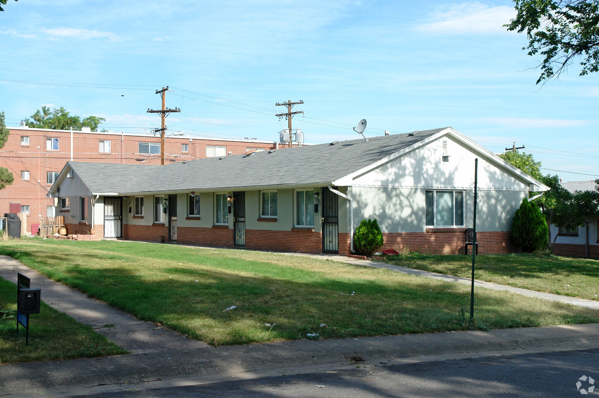 1183 Akron St Aurora, CO 80010 MultiFamily Property for Sale on
