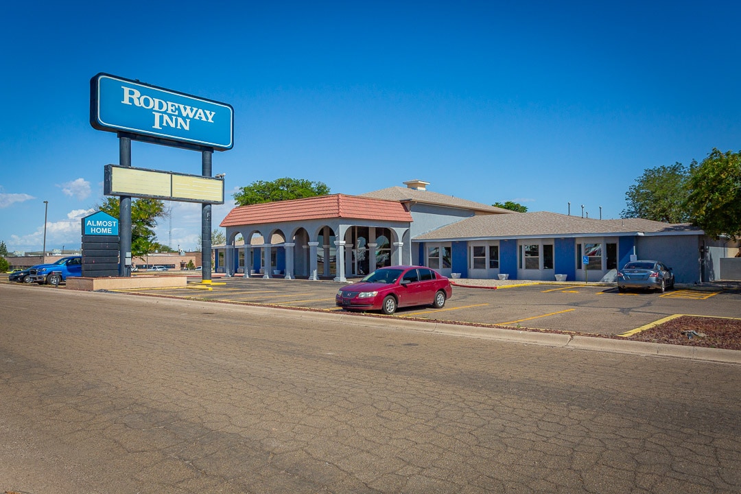 2803 W 2nd St, Roswell, NM for Sale