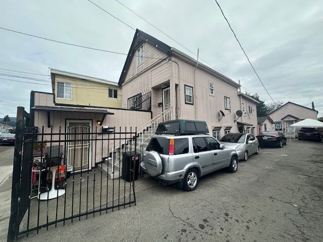1430 47th Ave, Oakland, CA for Sale