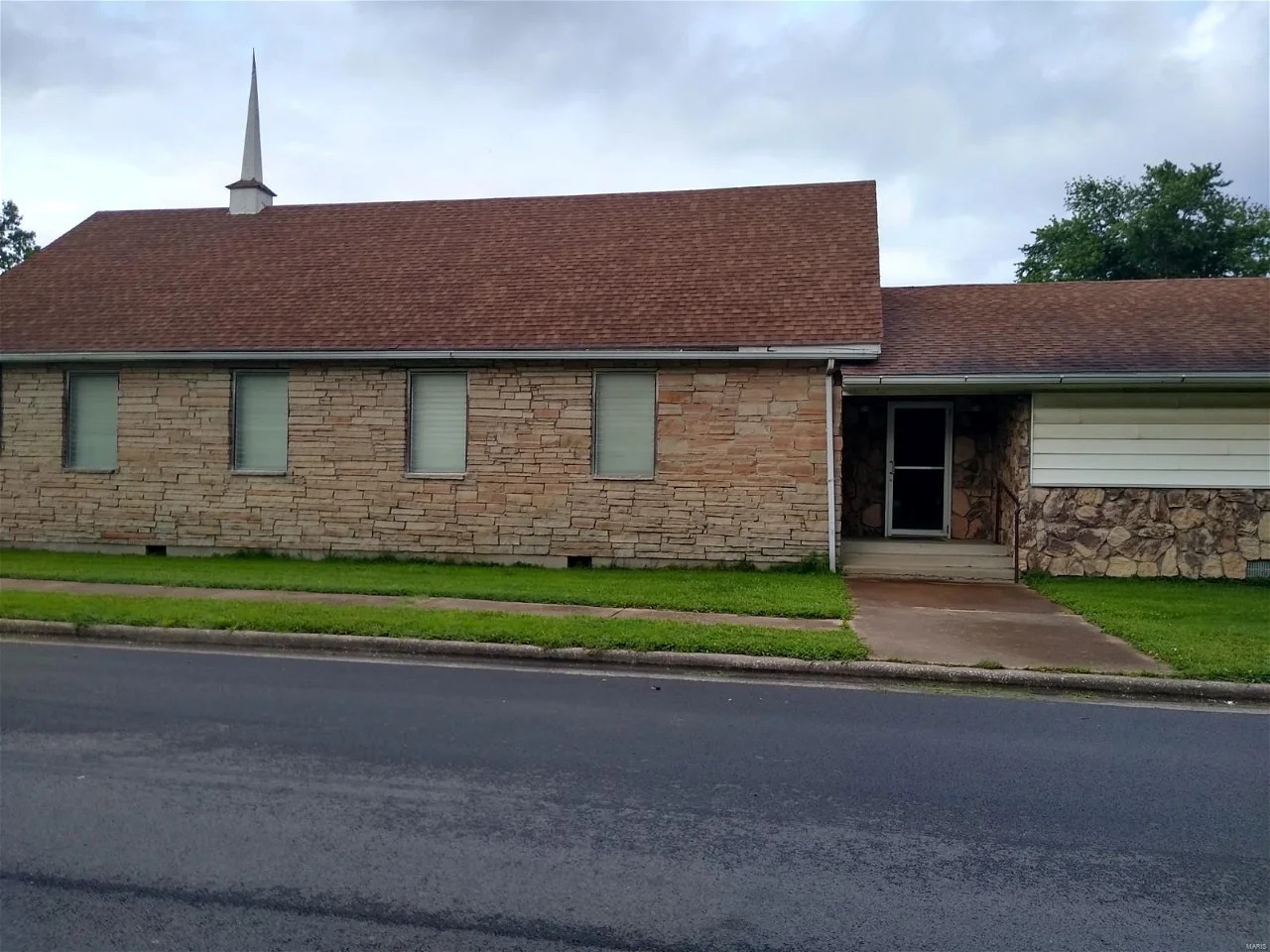 600 E Main St, Sparta, IL for Sale