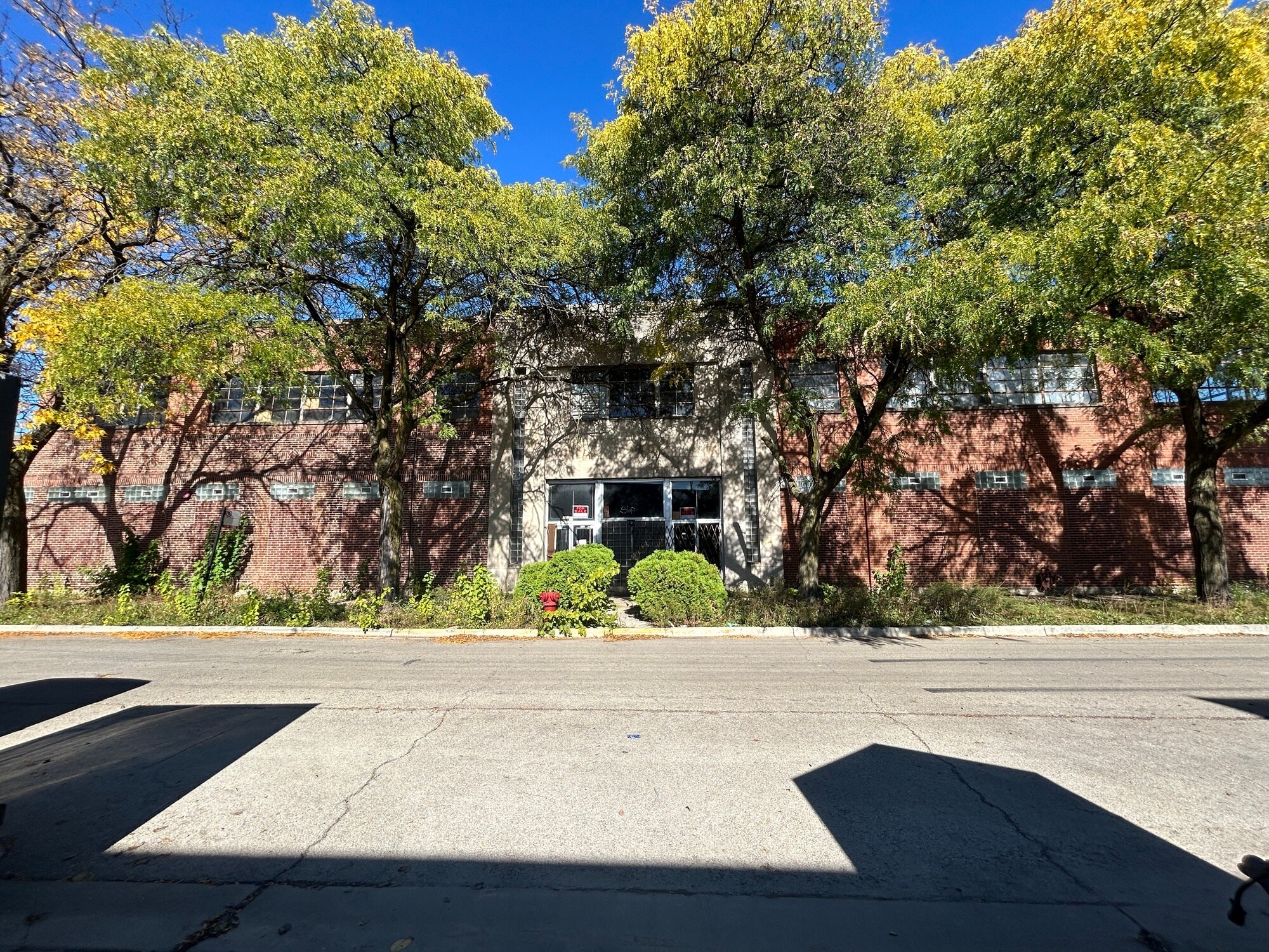 4230 W Drummond Pl, Chicago, IL for Sale