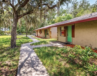Tampa, FL Apartments - 12211 N 59th St