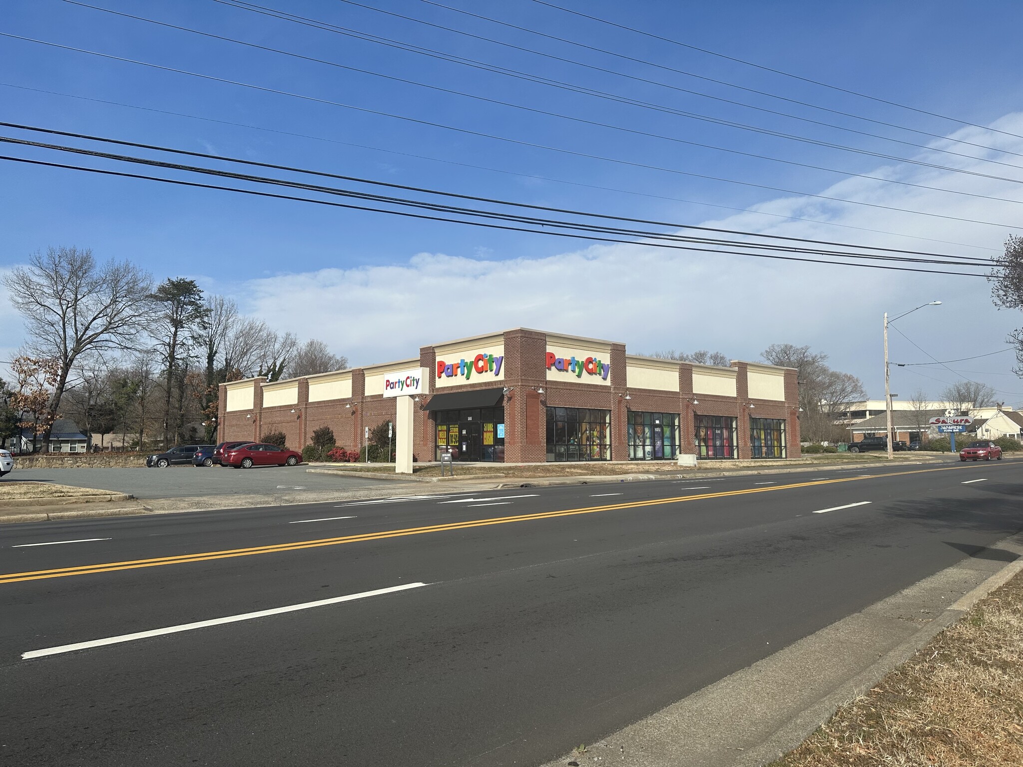 566 Stratford Rd, Winston-Salem, NC for Rent