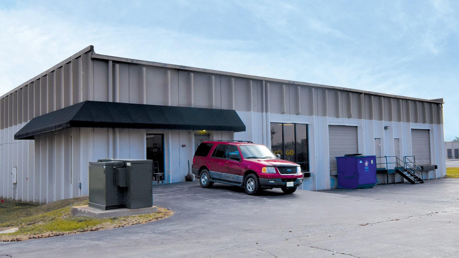 13750 Rider Trail N, Earth City, MO for Sale