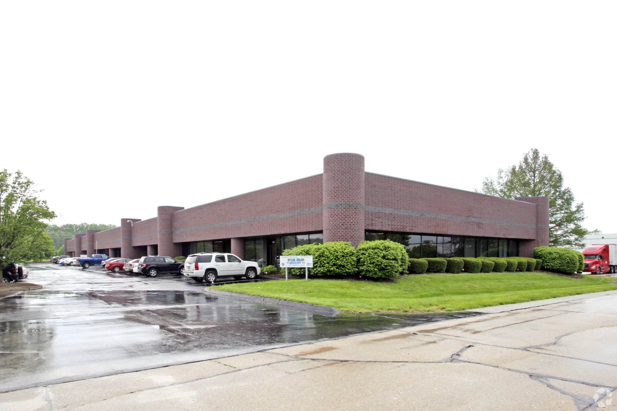 3783-3797 Rider Trail South, Earth City, MO for Rent