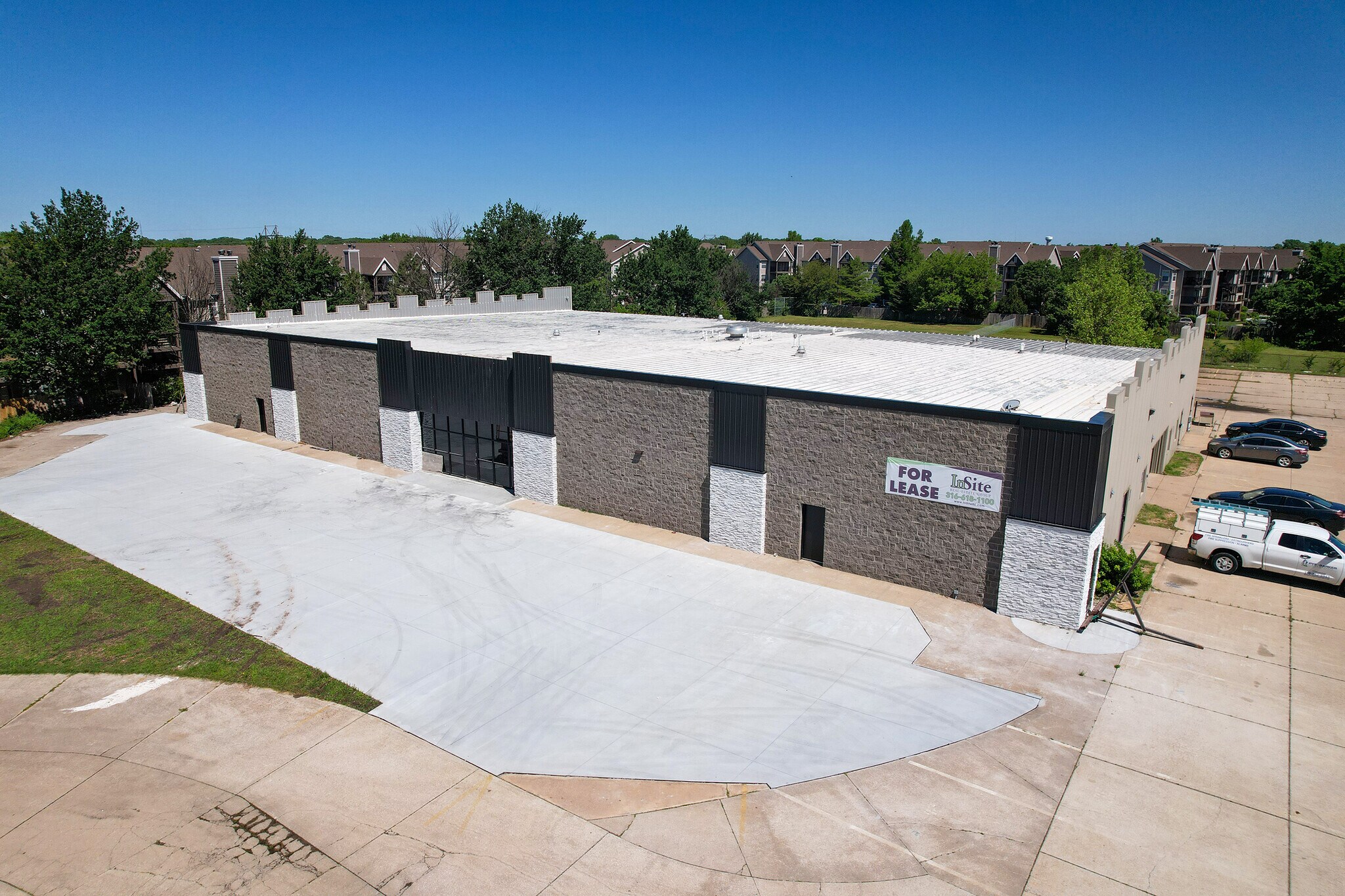 7370 E 37th St, Wichita, KS for Rent