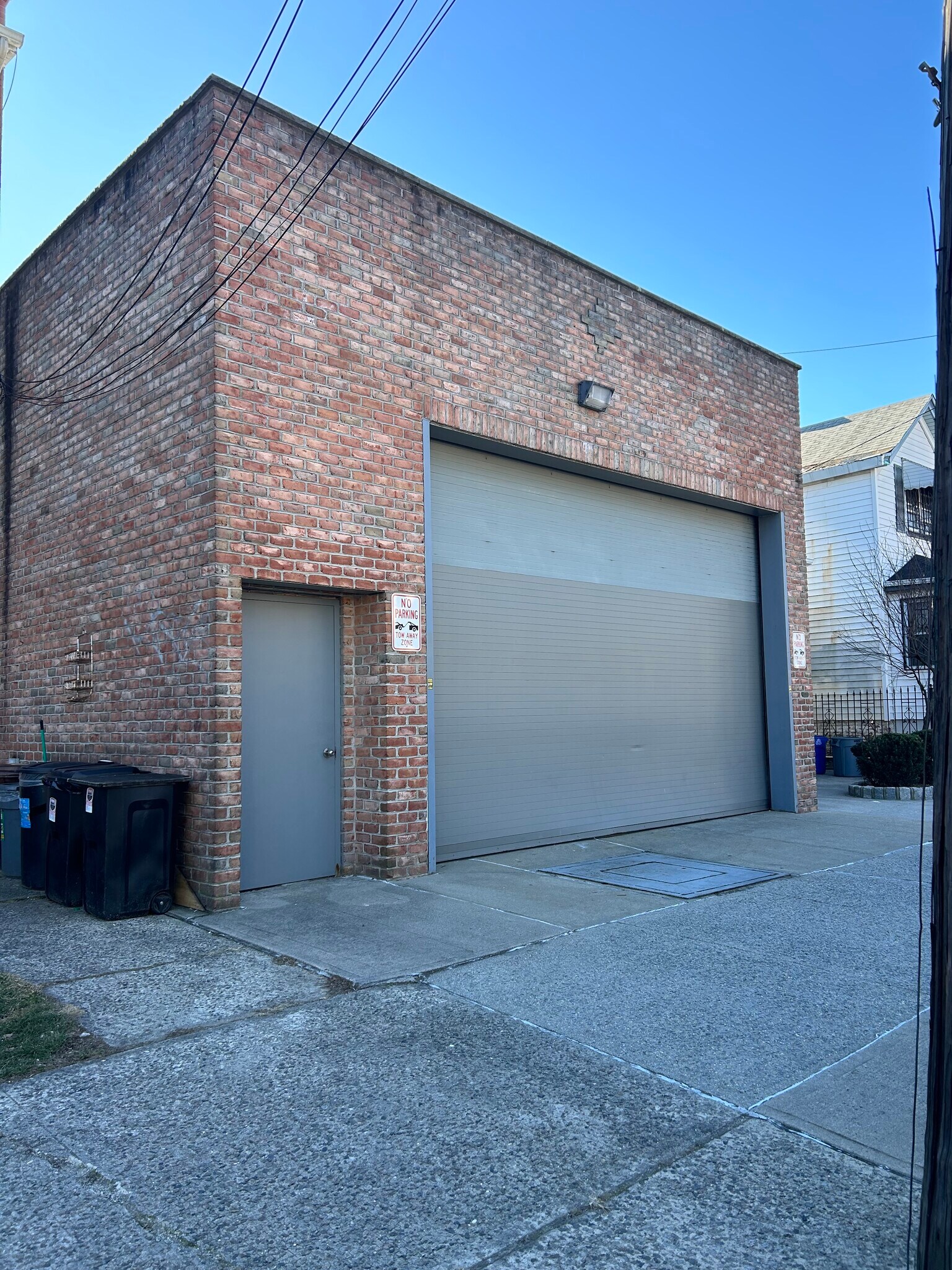 8422 101st Ave Ozone Park, NY 11416 Industrial Property for Lease on