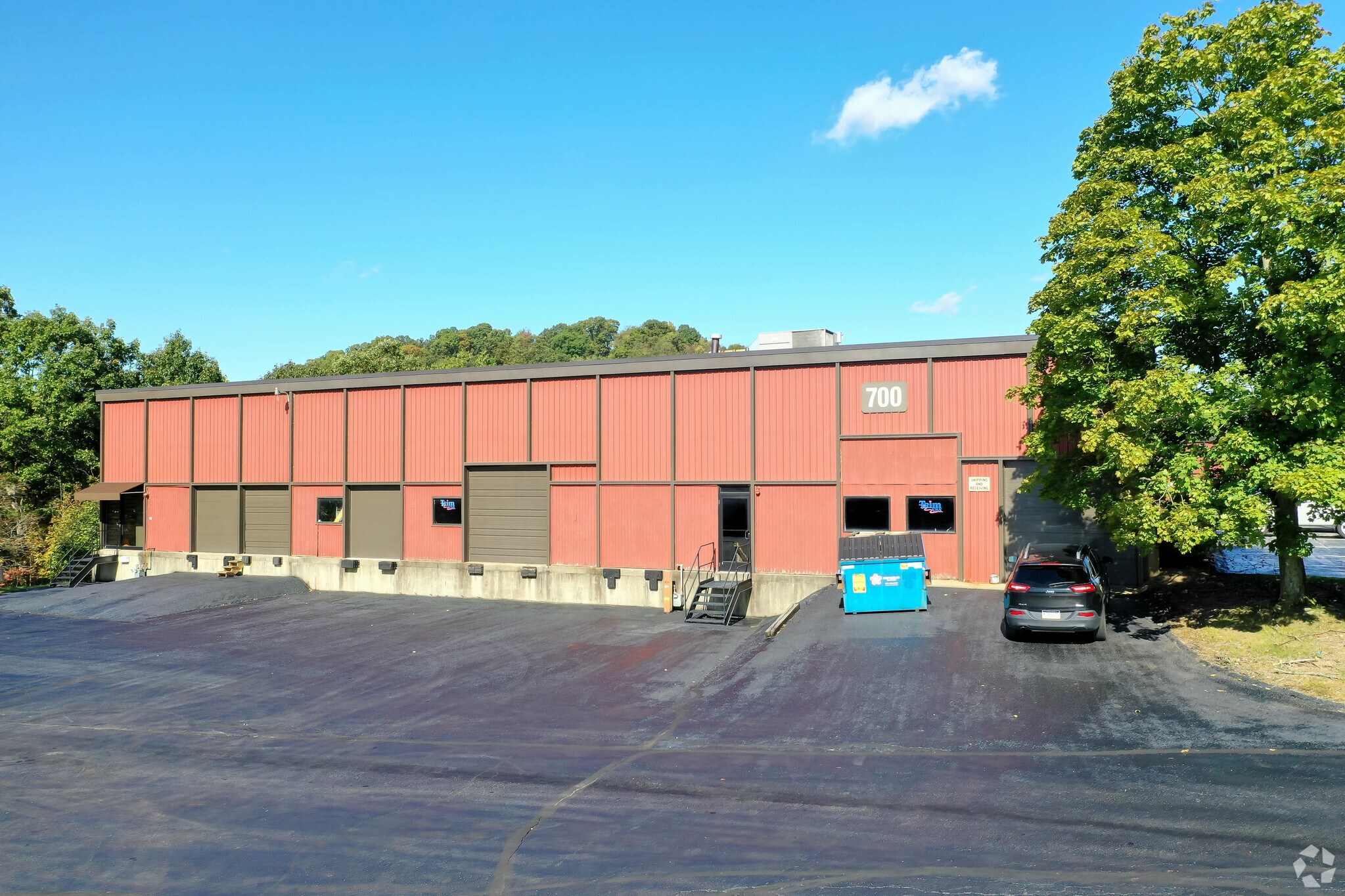 700 Plum Industrial Ct, Plum, PA for Rent