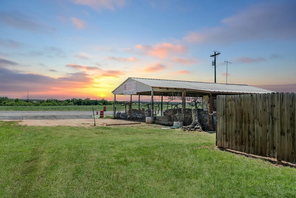 12148 E US Highway 290, Fredericksburg, TX for Rent
