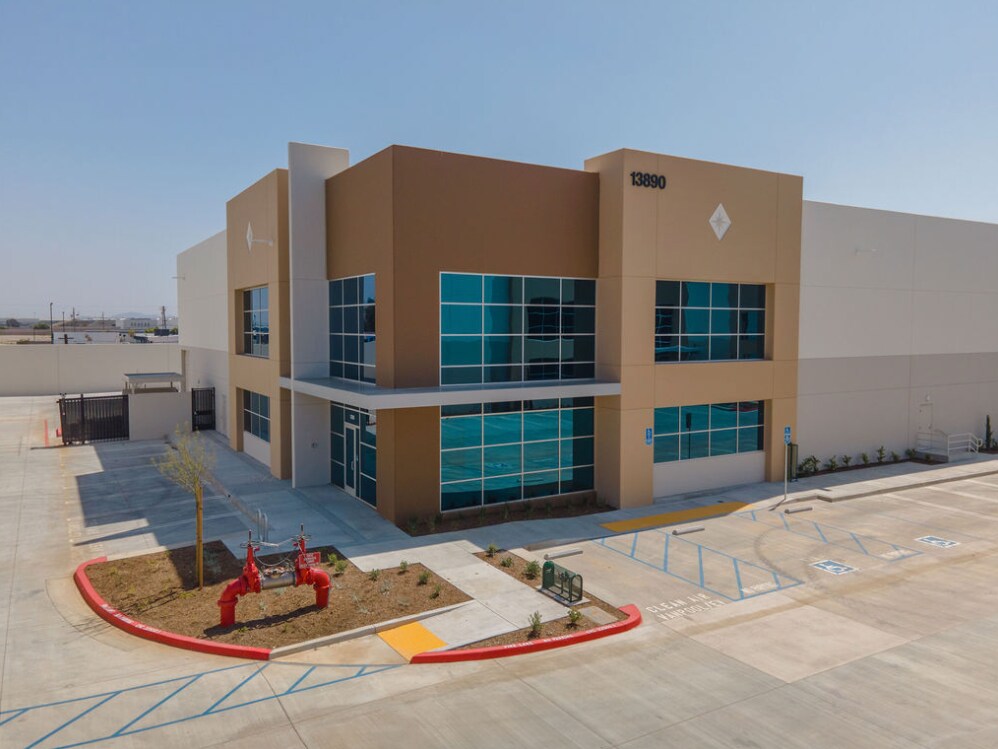 13890 Old 215 Frontage Rd, Moreno Valley, CA for Sale