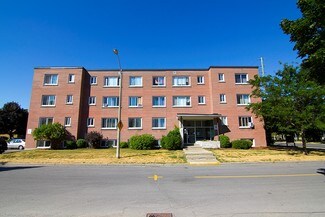 1000 Silver St  