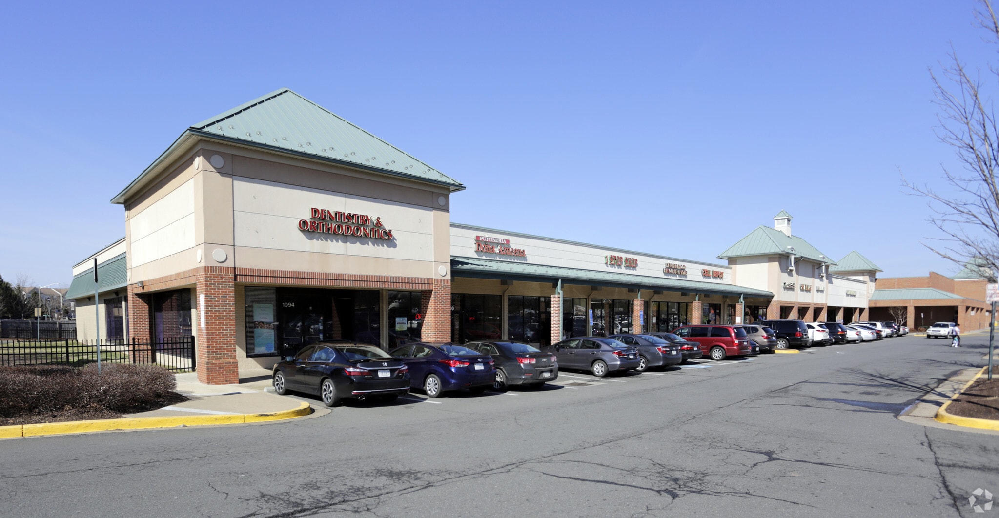 10401096 Elden St Herndon, VA 20170 Shopping Center Property for