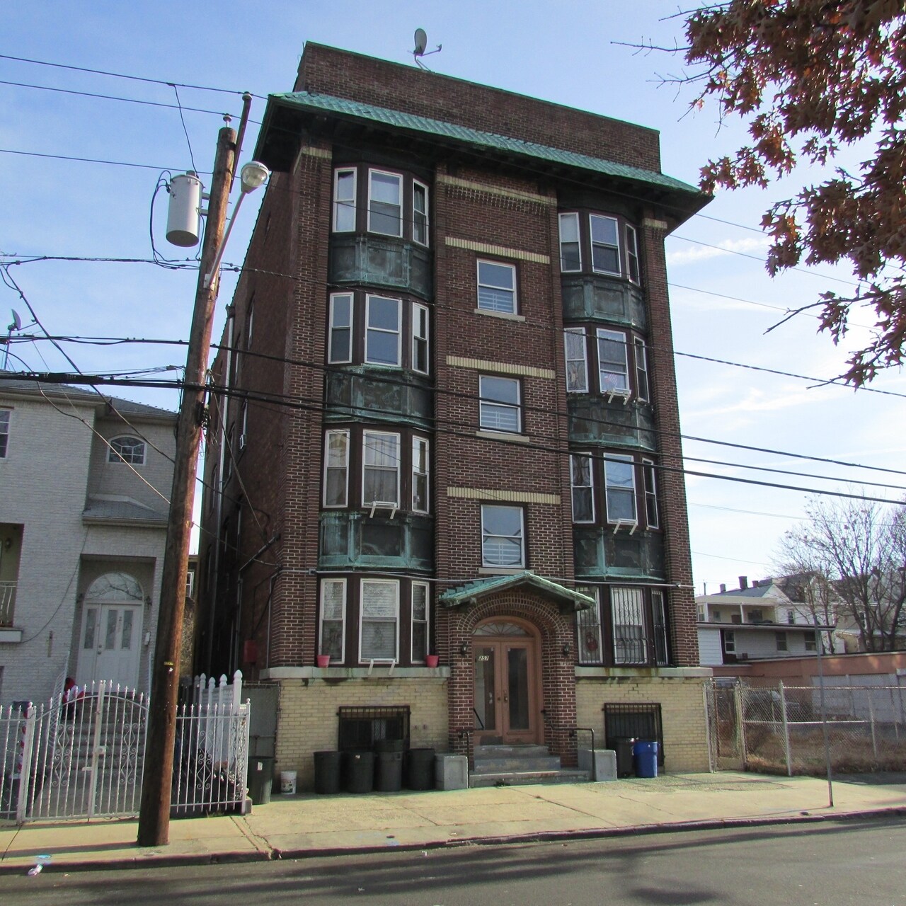 255257 Lake St Newark, NJ 07104 MultiFamily Property for Sale on