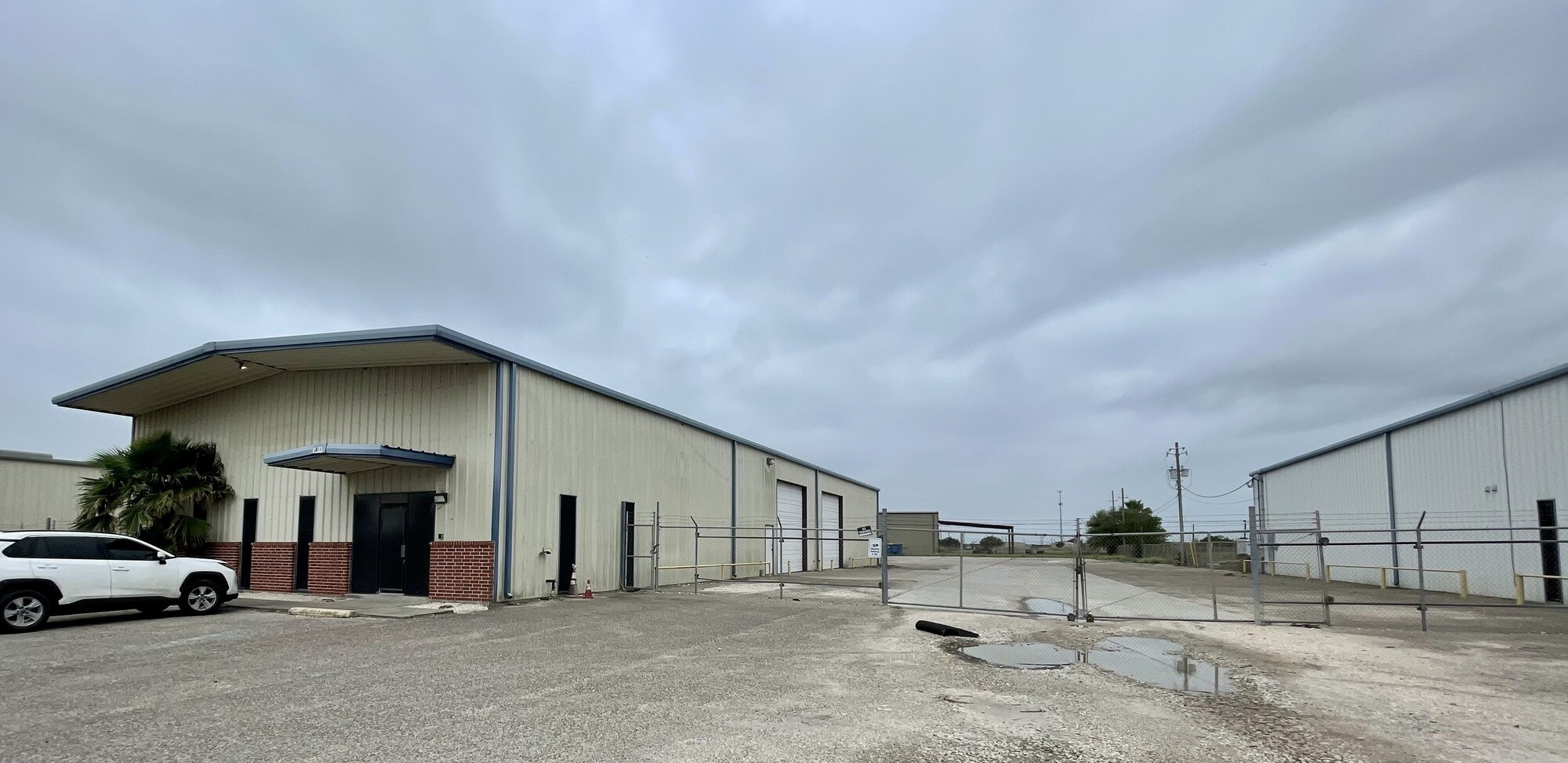 1841 Suntide Rd Corpus Christi, TX 78409 Industrial Property for