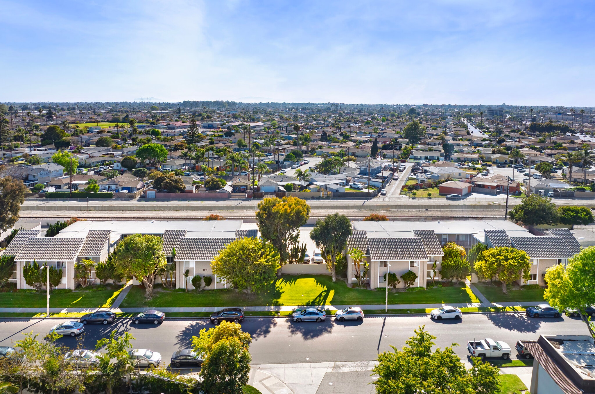 2951-3011 Albany Dr, Oxnard, CA for Sale