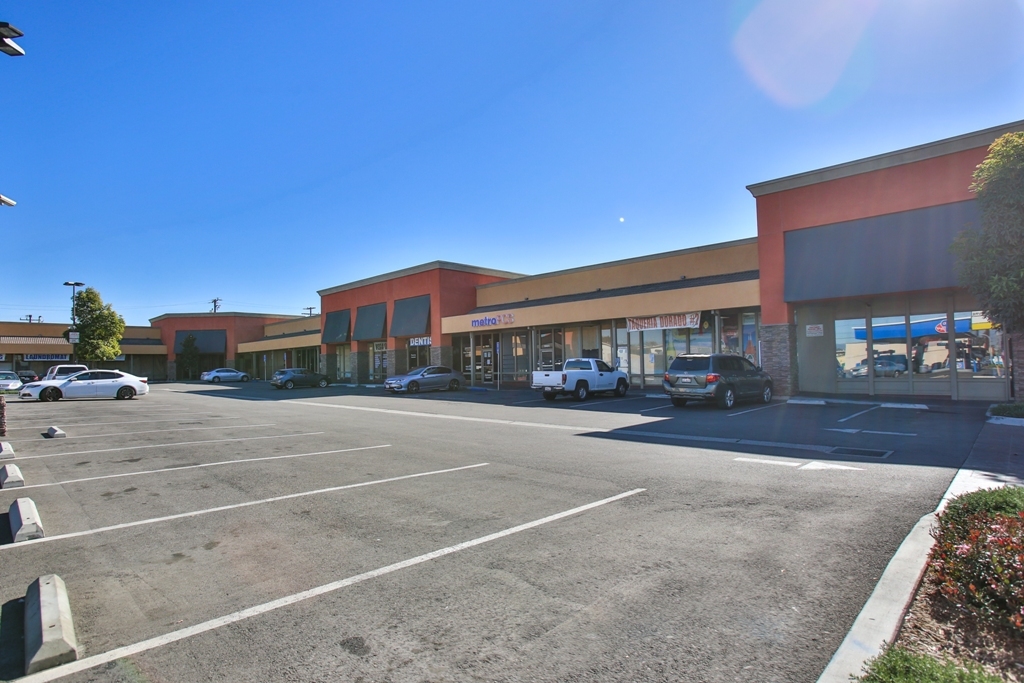 13402-13428 Woodruff Ave, Bellflower, CA for Rent