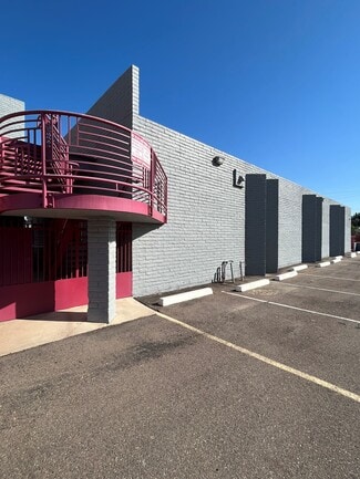 Phoenix, AZ Schools - 2645 N 24th St