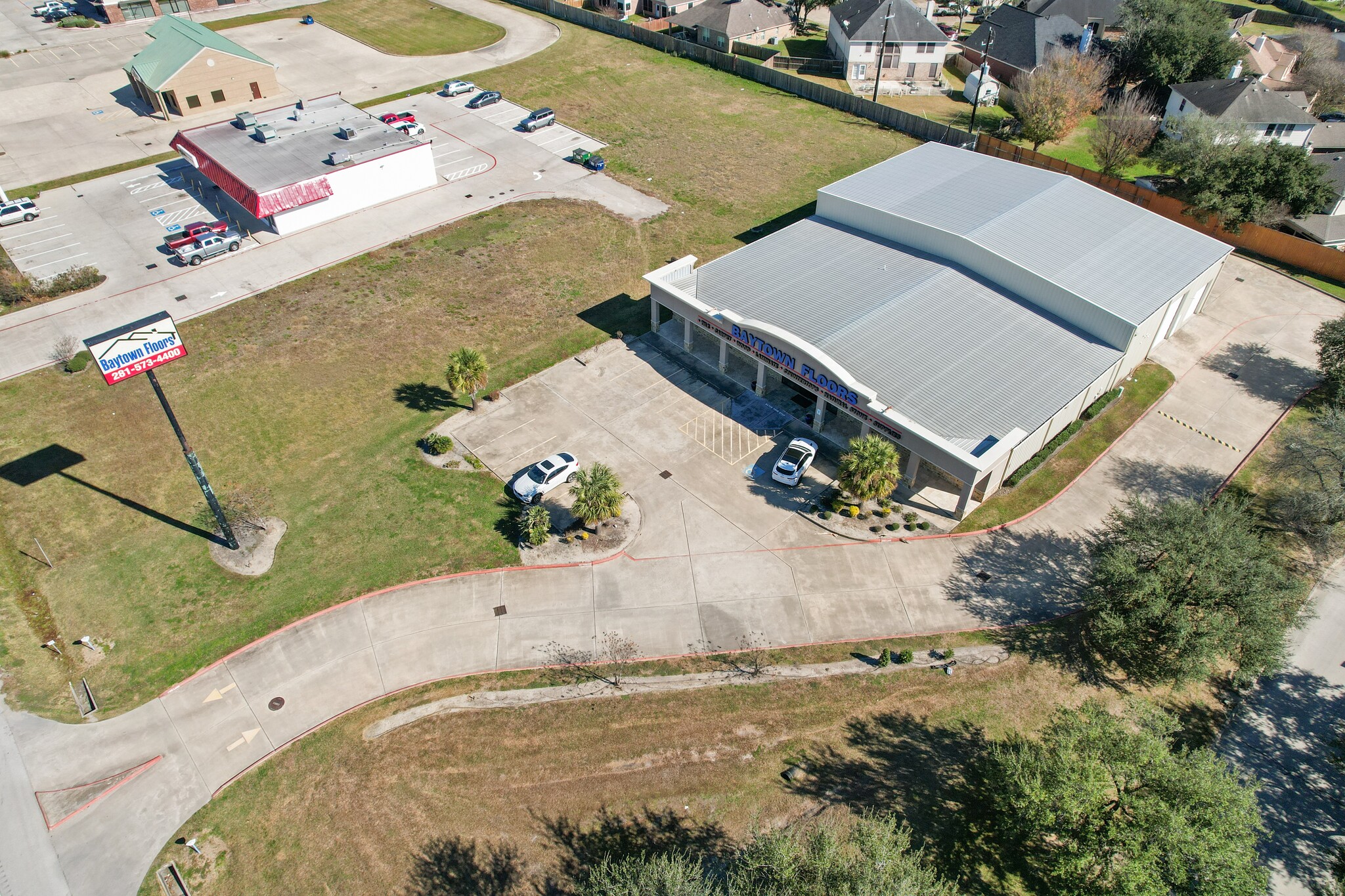 7910 N Hwy 146, Baytown, TX for Rent