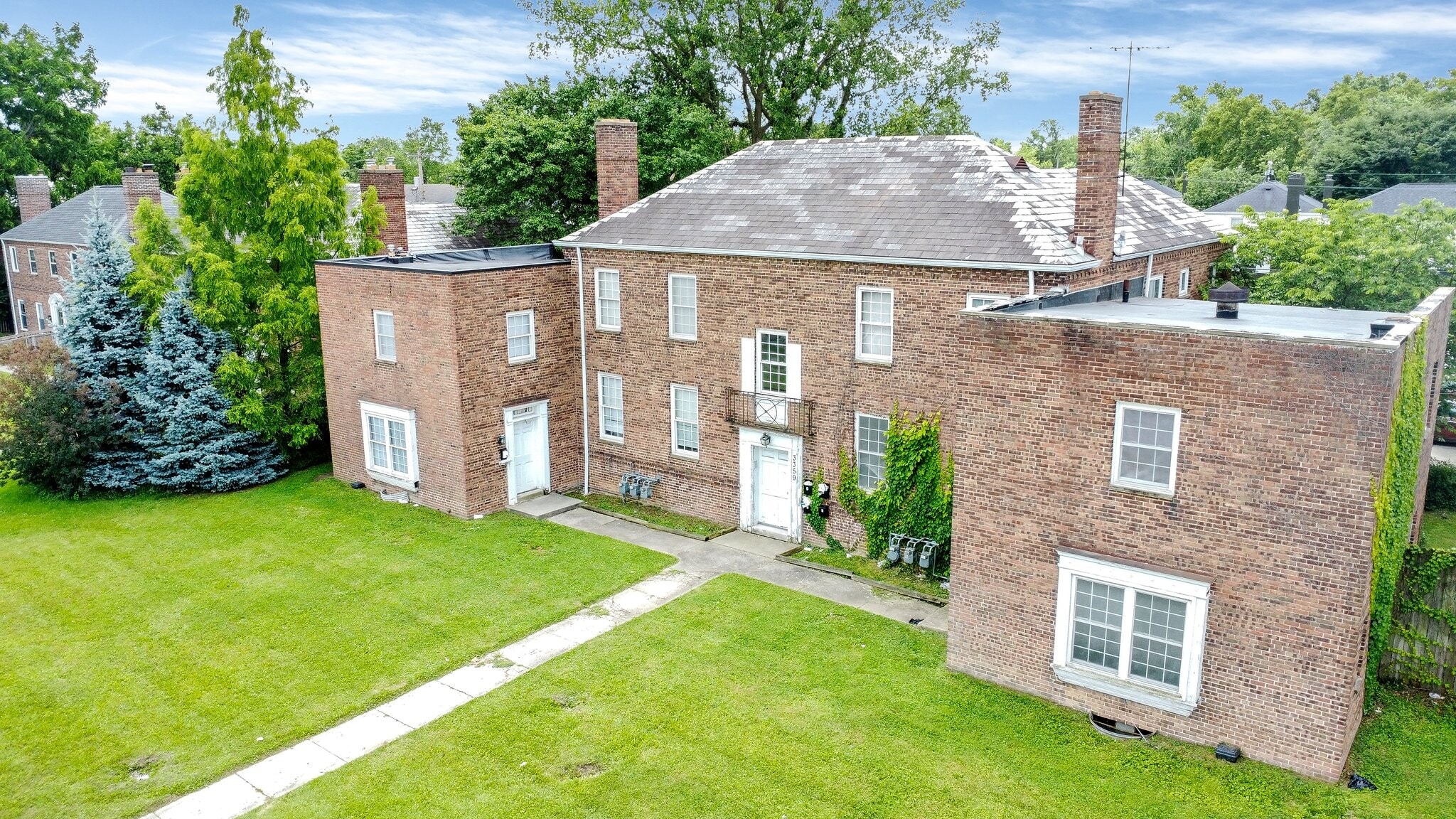 3357-3361 E Broad St, Columbus, OH for Sale