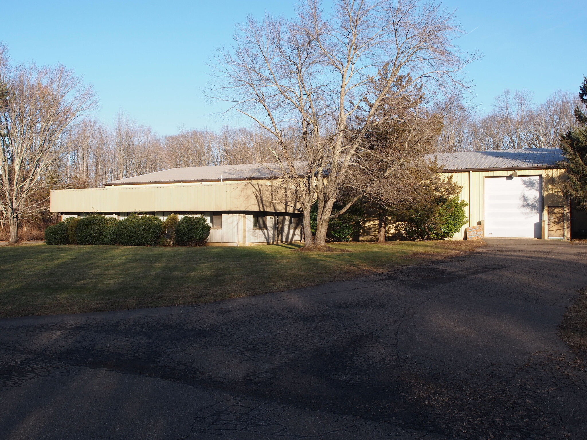 101 Fowler Rd, North Branford, CT for Rent