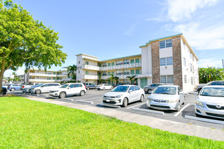 Hollywood, FL Apartments - 1715 N 16th Ave