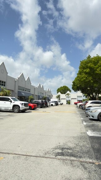 Miami, FL Flex - 4444 SW 71st Ave