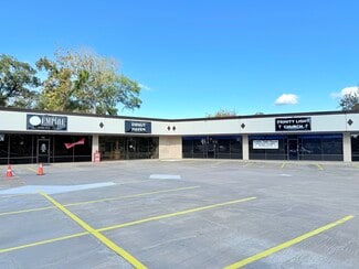 Clute, TX Office/Retail - 716 W Plantation Dr Clute, TX Office/Retail - 716 W Plantation Dr