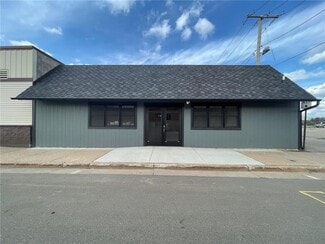 Amery, WI Freestanding - 109 Center St E