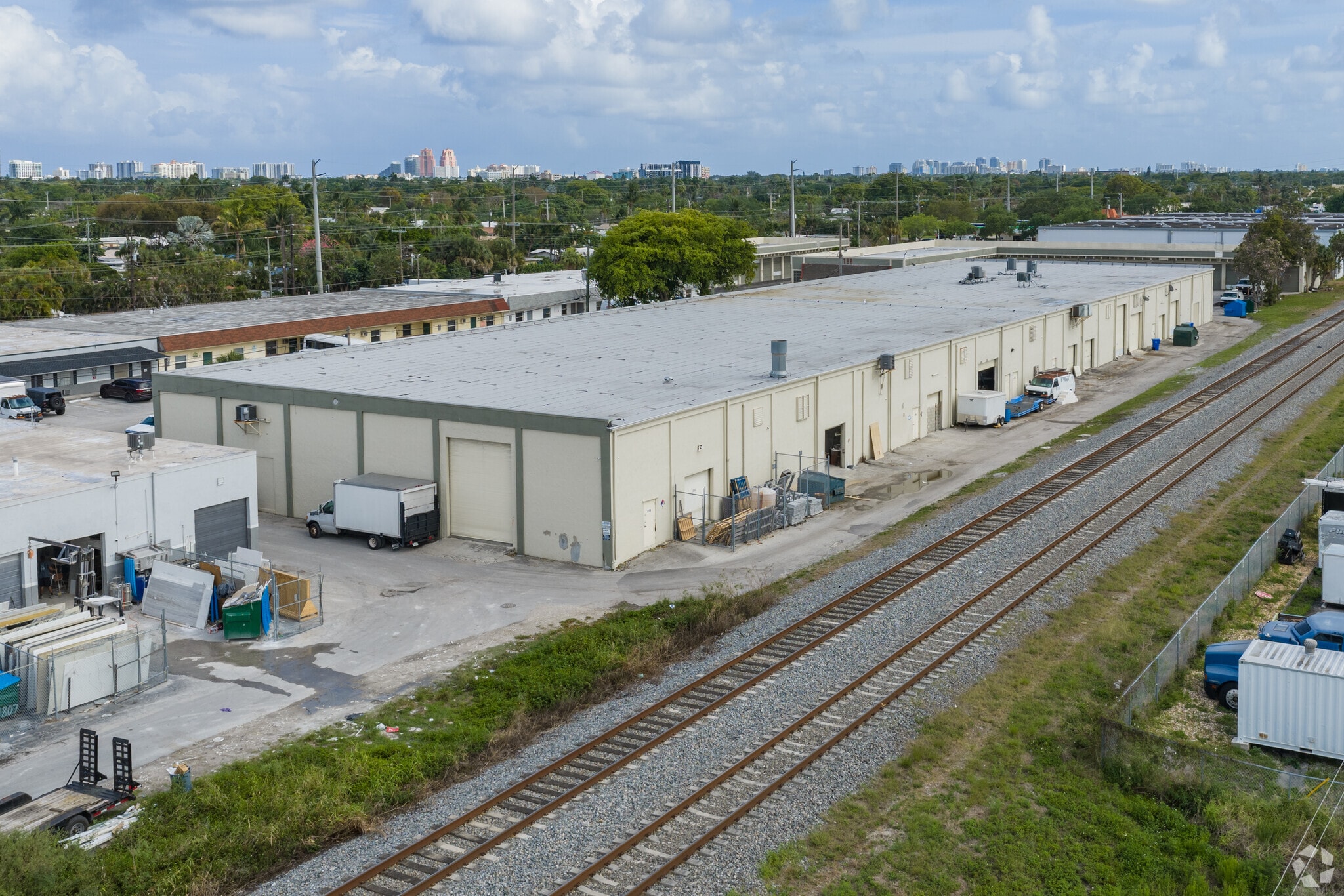 4701-4755 NE 12th Ave, Oakland Park, FL for Rent