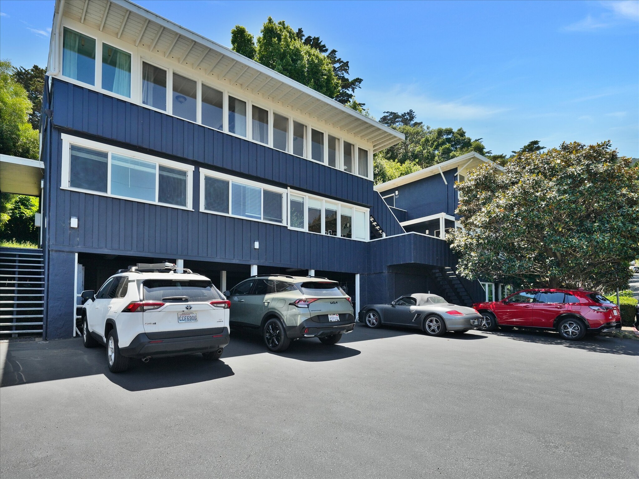 311-321 Valley St, Sausalito, CA for Sale