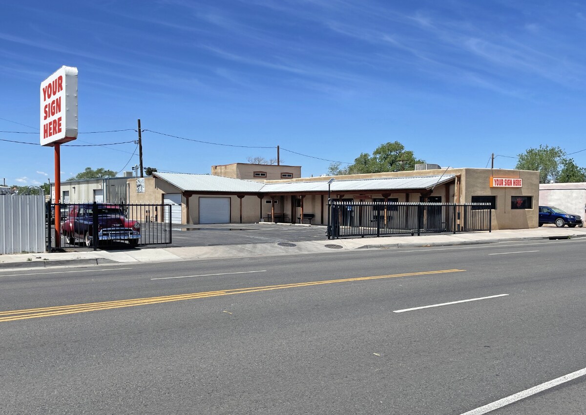 2701 4th St NW, Albuquerque, NM for Sale